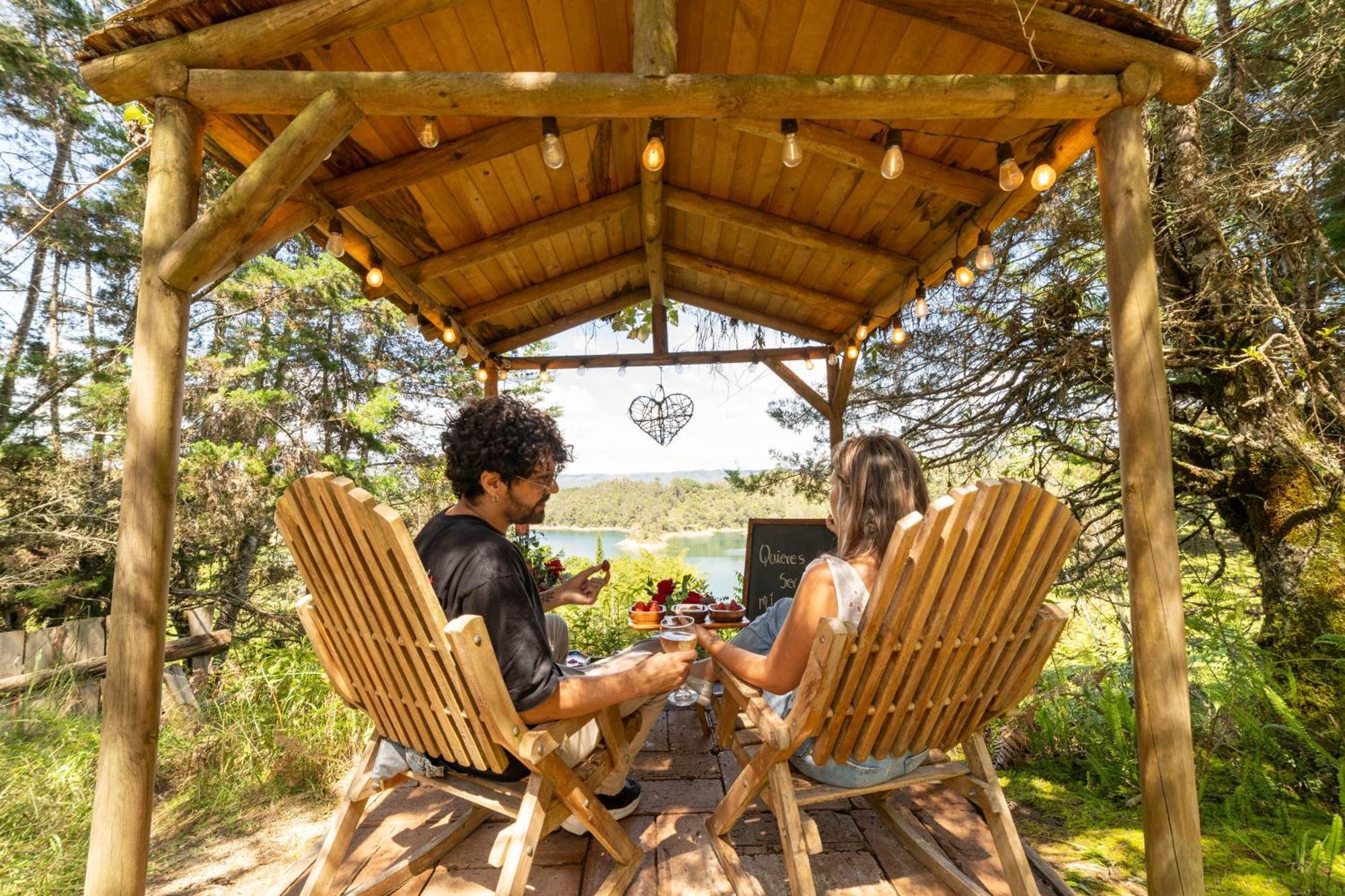 Levit Glamping - Hotel Guatape Penol (Adults Only) Exterior photo