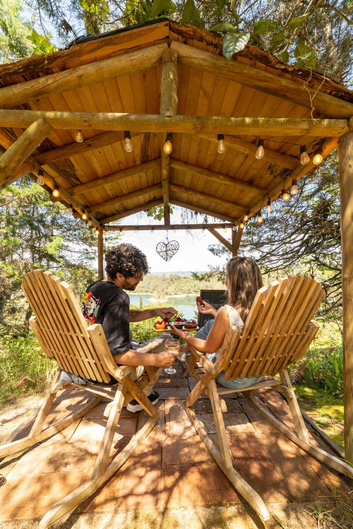 Levit Glamping - Hotel Guatape Penol (Adults Only) Exterior photo